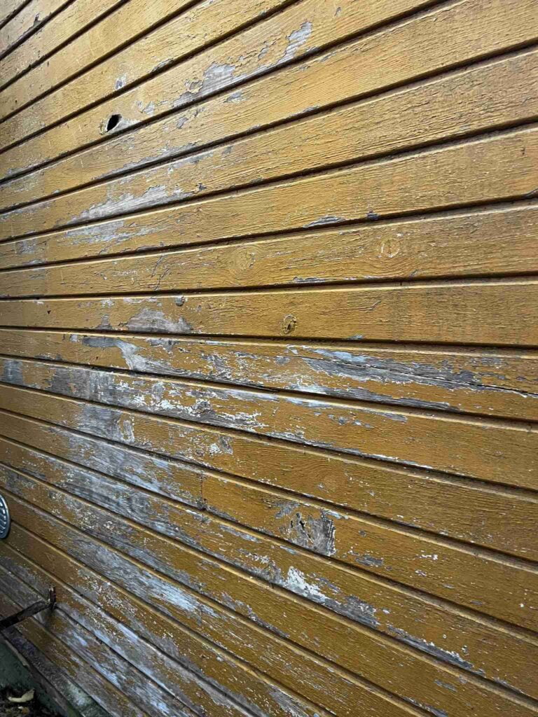 Vanhan maalin poisto