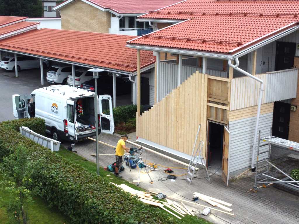 timpuri jyväskylä, rakentaja jyväskylä, hyvä timpuri, terassin rakennus, ammattitaitoinen rakennusmies jyväskylä, kuka tekee rakennustöitä jyväskylässä